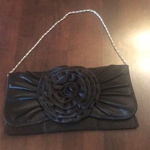 Black clutch